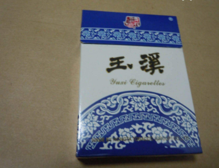 揭秘低价红玫王香烟货源，轻松入手高品质低价烟！
