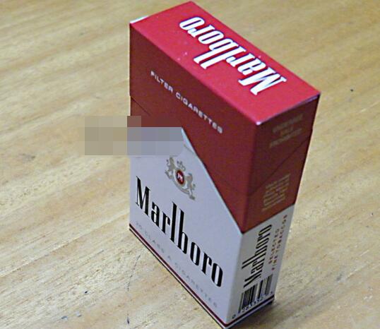 高档包装盒香烟通常指的是那些设计精美、材质上乘、价格较高的香烟产品。以下是一些特点
